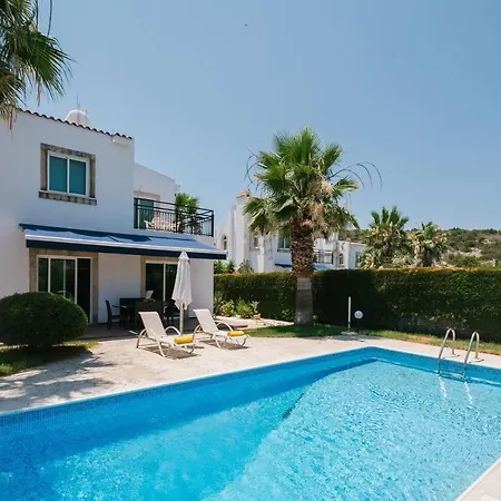 Cleopatra 3 Bedroom Willa *