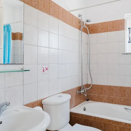 Villa Cleopatra 3 Bedroom Neo Chorio